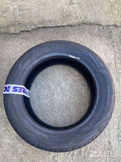 Viatti Strada Asimmetrico V-130 215/55 R17