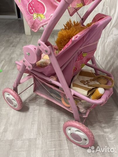 Игрушечная коляска