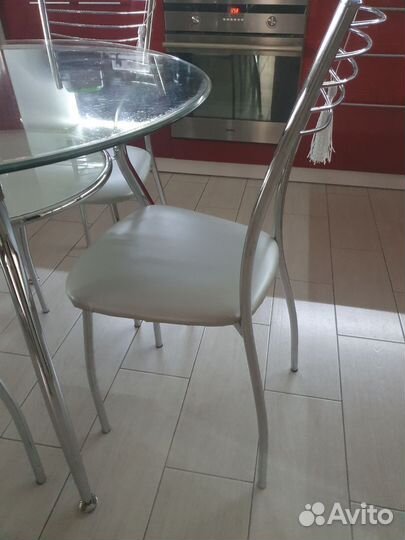 Стол стеклянный со стульями комплект