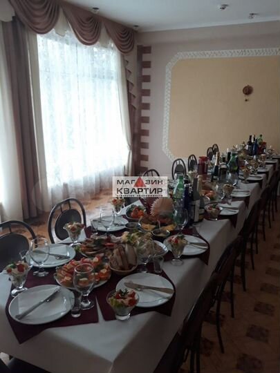 Придорожный гостиничный комплекс, 585 м²