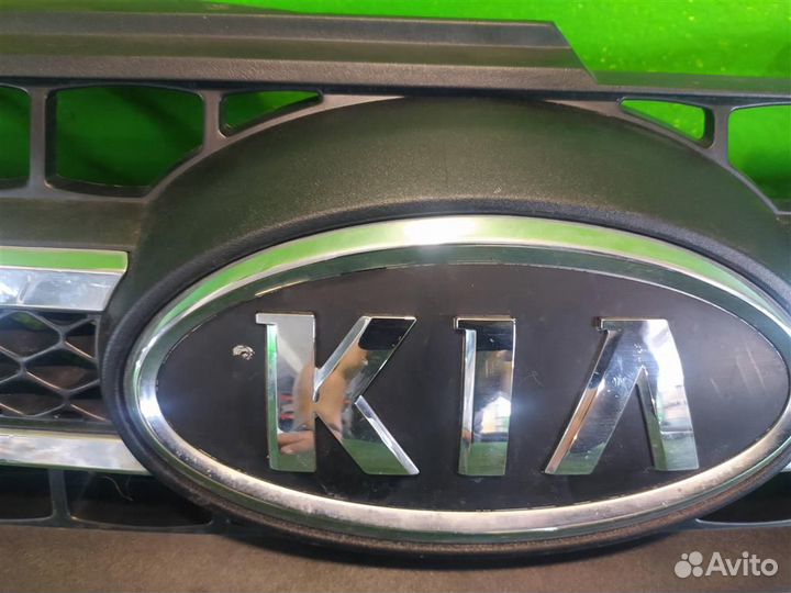 Решетка радиатора KIA Sportage 2 (KM) 2009