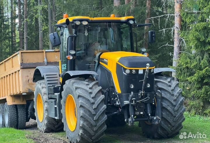 Трактор JCB Fastrac, 2016