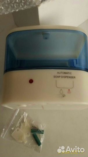 Автомат. диспенсер для жидкого мыла