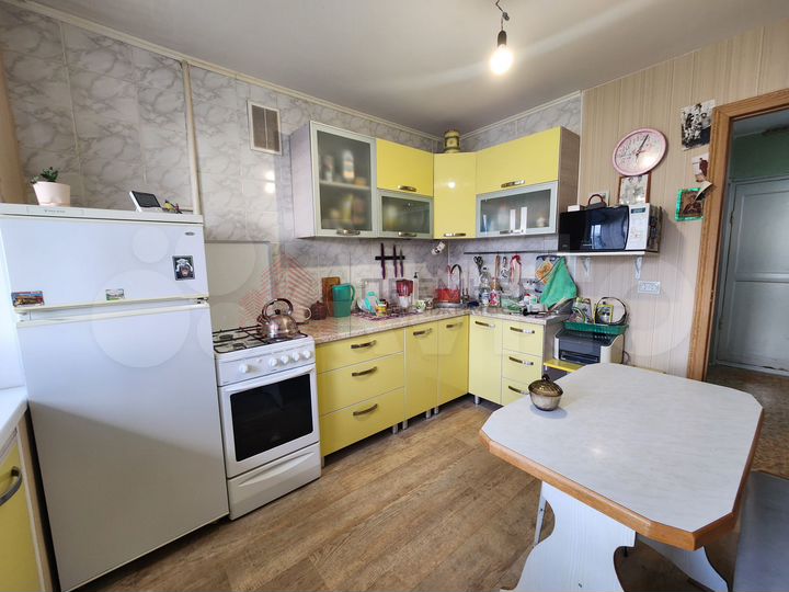 2-к. квартира, 50 м², 10/16 эт.