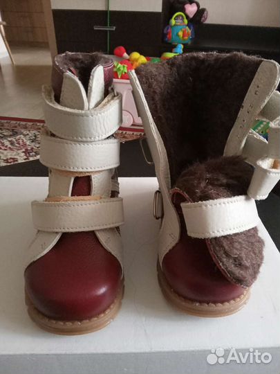 Зимние ботинки для девочки