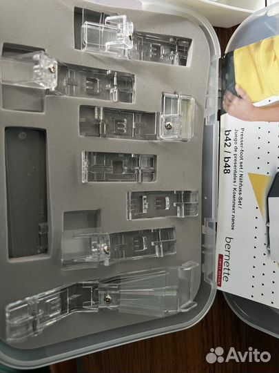 Оверлок (коверлок) bernette b 48