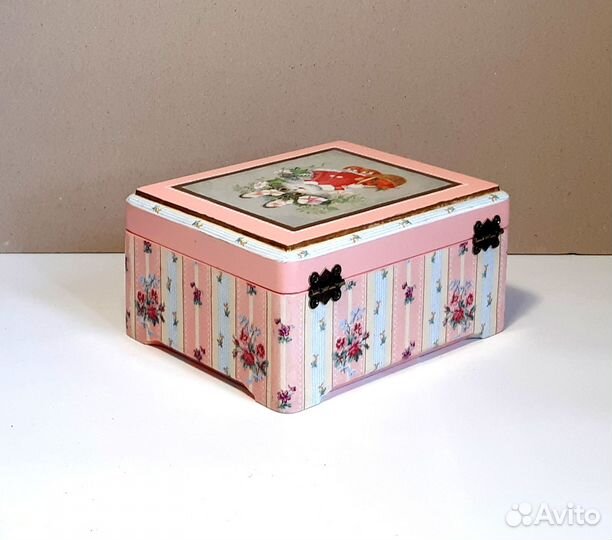Розовая шкатулка 
