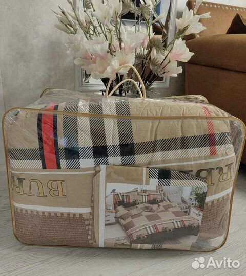 Комплект постельного белья с одеялом и подушками