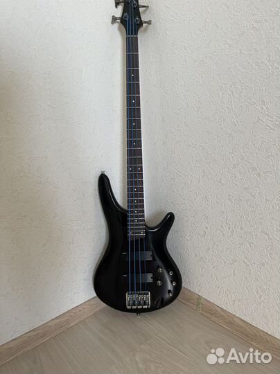 Бас гитара ibanez sr300