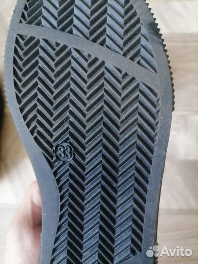 Продам туфли на мальчика