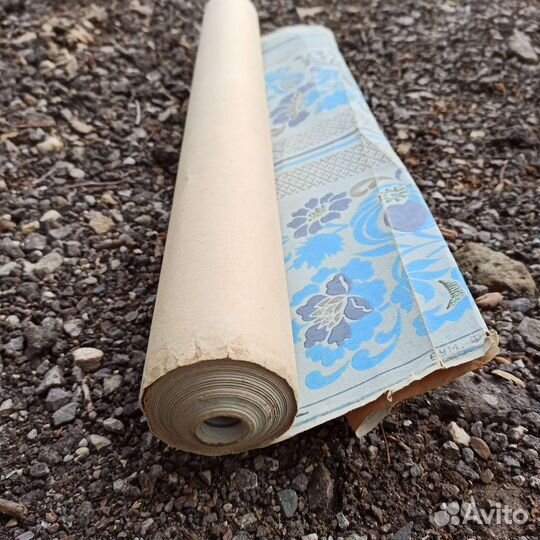 Обои бумажные ретро. Длина 18 м, ширина 59 см