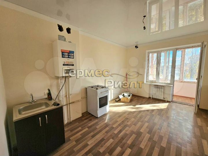 2-к. квартира, 56 м², 3/3 эт.