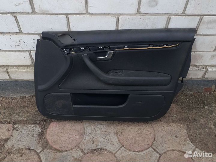Обшивка двери Audi A4 B7