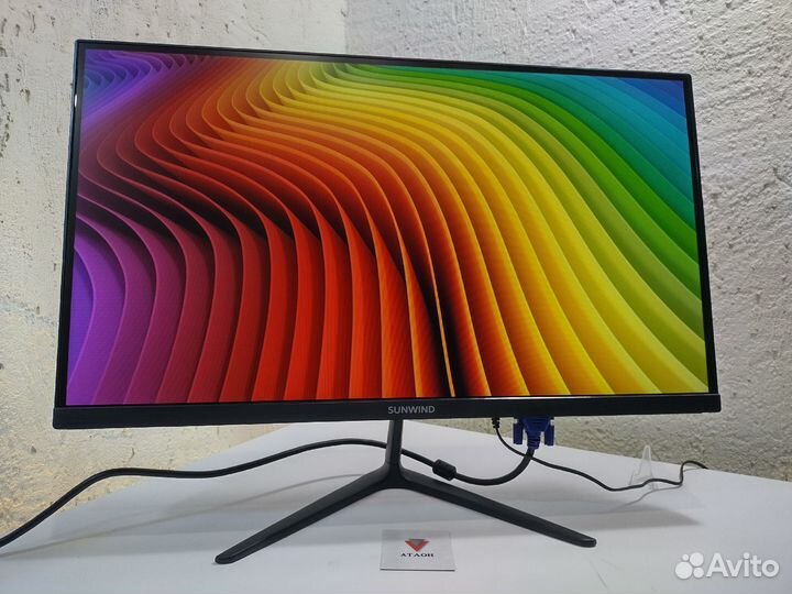 Монитор SunWind VA, 100 Гц, Новый