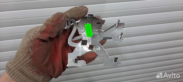 Эмблема Peugeot Boxer/2008