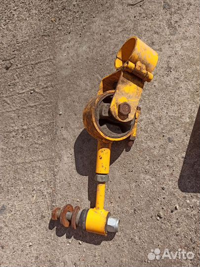 Крепление двигателя ваз