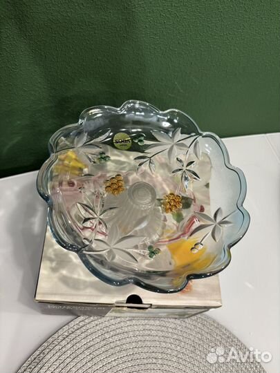 Конфетница стеклянная