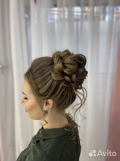 Макияж и прическа