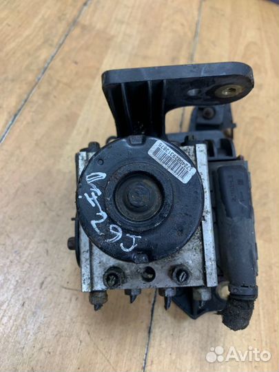 Блок abs Opel Zafira B Z18XER