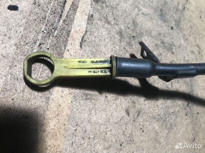 Ford 2008 2.2 Щуп уровня масла двигателя