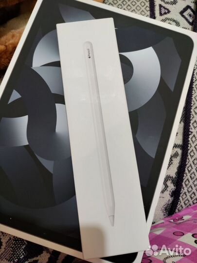 Apple iPad Air (5th Gen) Wi-Fi 256 гб серый