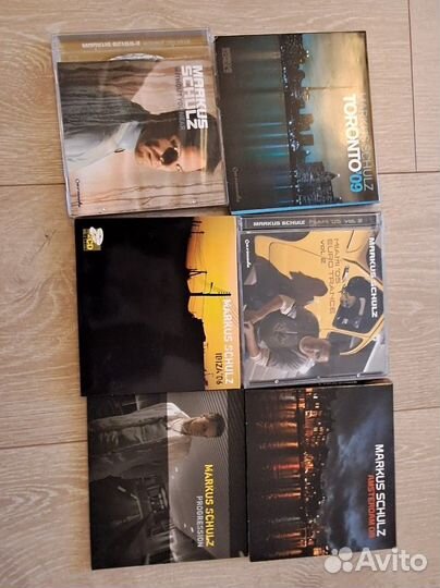 Старые диски с клубной музыкой