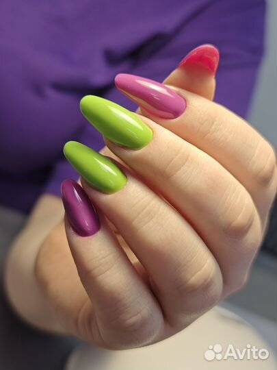 Нужна модель на маникюр