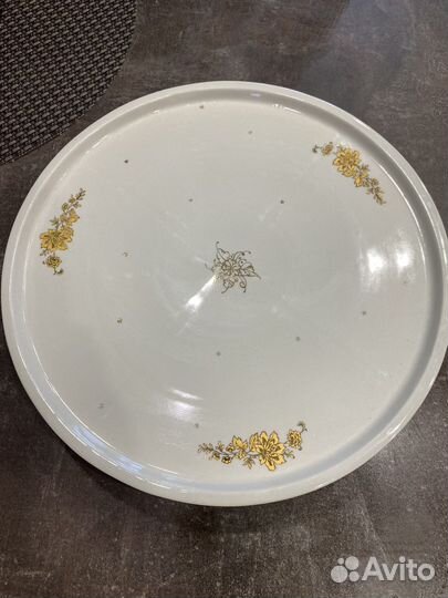 Блюдо фарфор