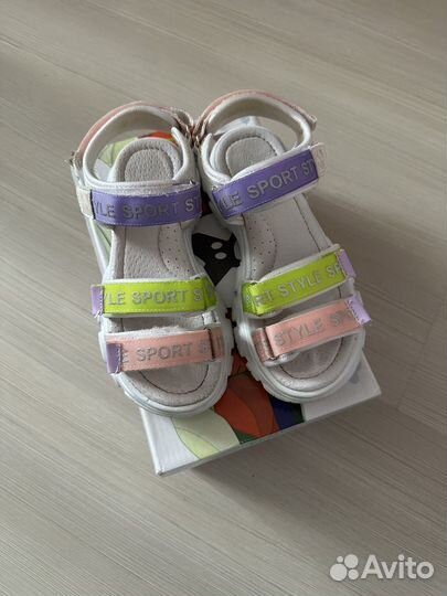 Босоножки для девочки 33 размер