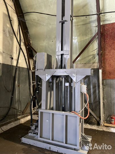 Пресс для макулатуры