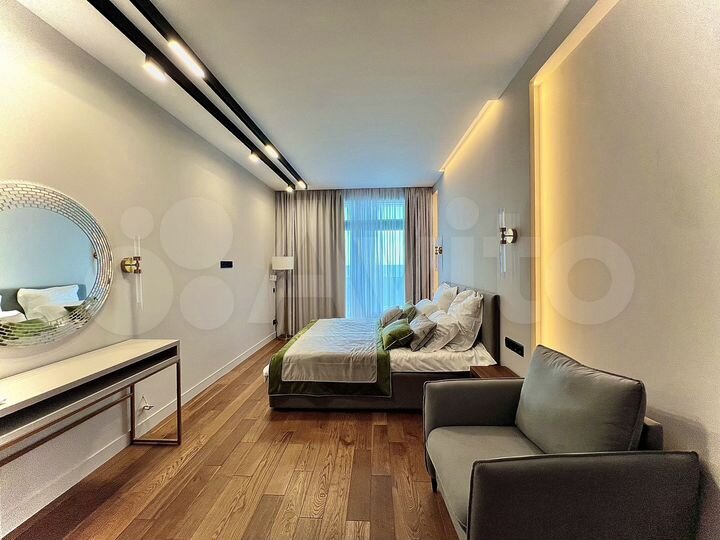 2-к. апартаменты, 73,7 м², 1/6 эт.