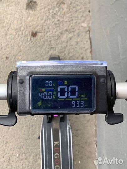 Доступный и легкий электросамокат Kugoo S3