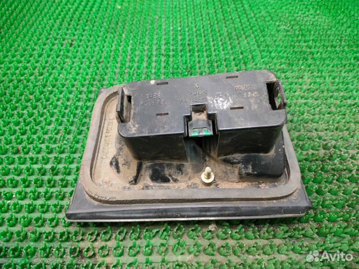 Фонарь (внутренний) задний левый Лада 2110 1 2004