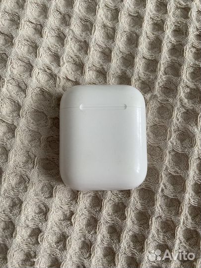 Беспроводные наушники apple airpods