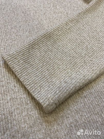 Свитер джемпер