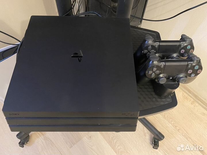 Sony PS4 pro 1tb