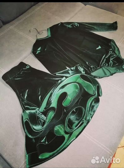 Рейтинговый костюм для бально-спортивных танцев