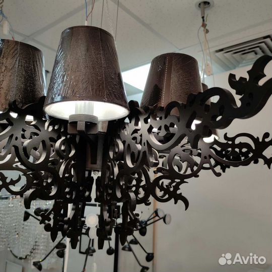 Люстра Крылья ангела 98 см новая черная без абажур