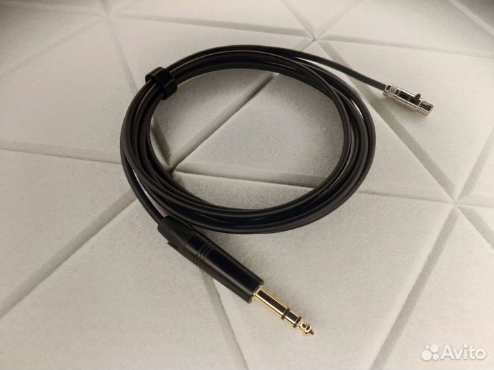 Mini xlr гнездо на Jack 6,3 st mogami 2893