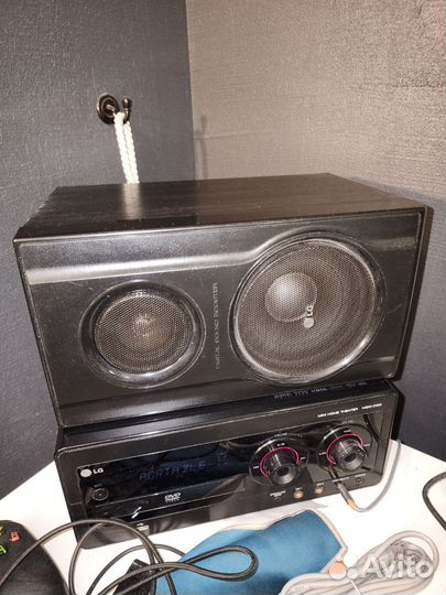 Музыкальный центр колонки LG MBD-D62