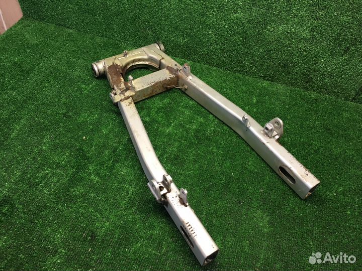 Маятник задний Yamaha SRX 400 1JL