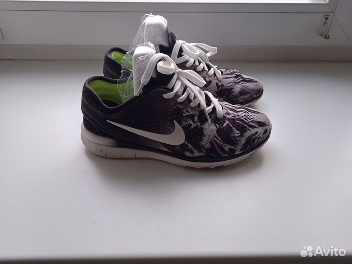 Кроссовки nike free TR FIT 5, 35