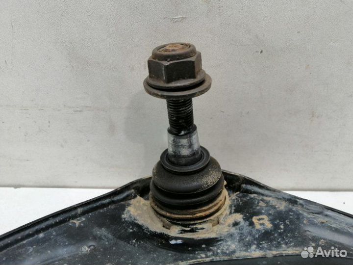 Рычаг подвески передний правый Dodge Ram 5.7 2018