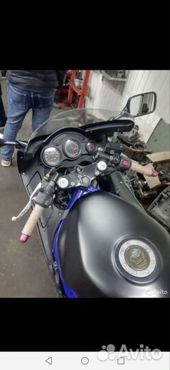 Suzuki RF400