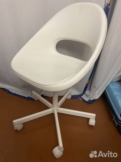 Рабочий стул IKEA