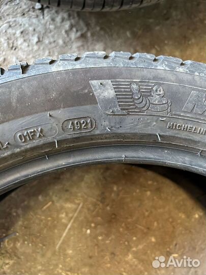 Michelin CrossClimate 2 255/45 R19