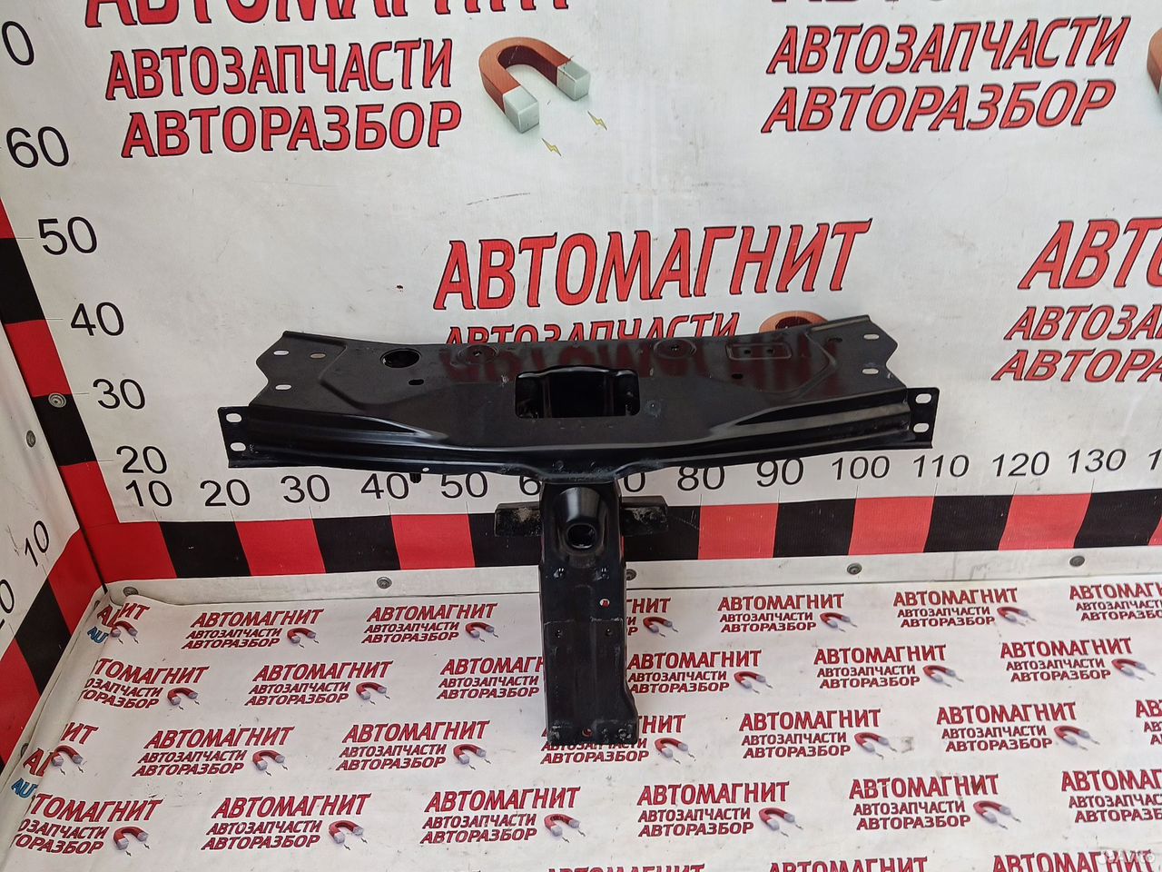 Панель телевизора передняя Рено Дастер 2 19-нв