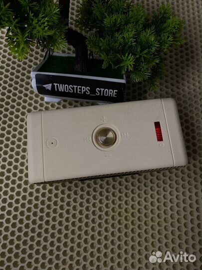 Портативная колонка Marshall Emberton