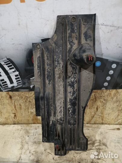 Защита днища кузова Ford Kuga 2 2.0 txma 2013