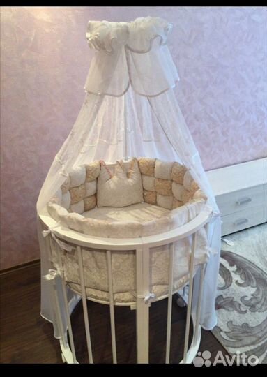 Бортики бомбон в кроватку